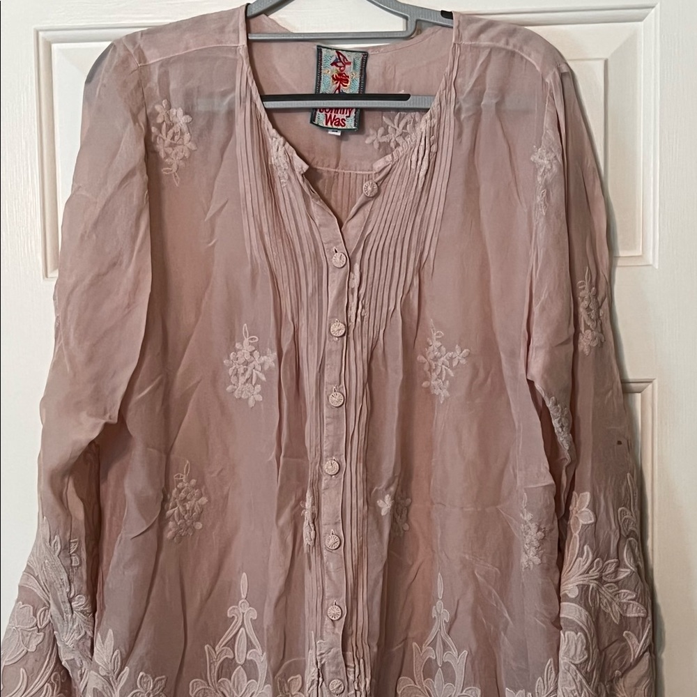 JOHNNY WAS Top, Size Medium. Taupe color. Well loved with lots of life left! :)